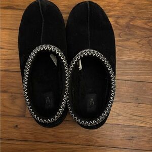 UGG Men's Black Slip-On Loafers